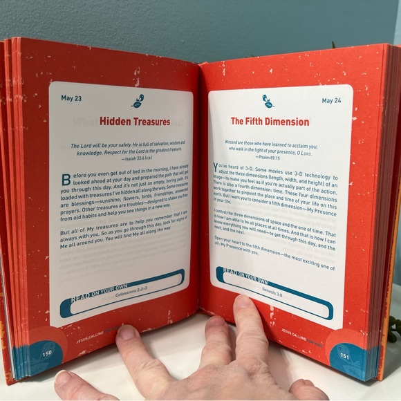 Jesus Calling 365 Devotions for Kids Christian Book - Picture 3 of 4